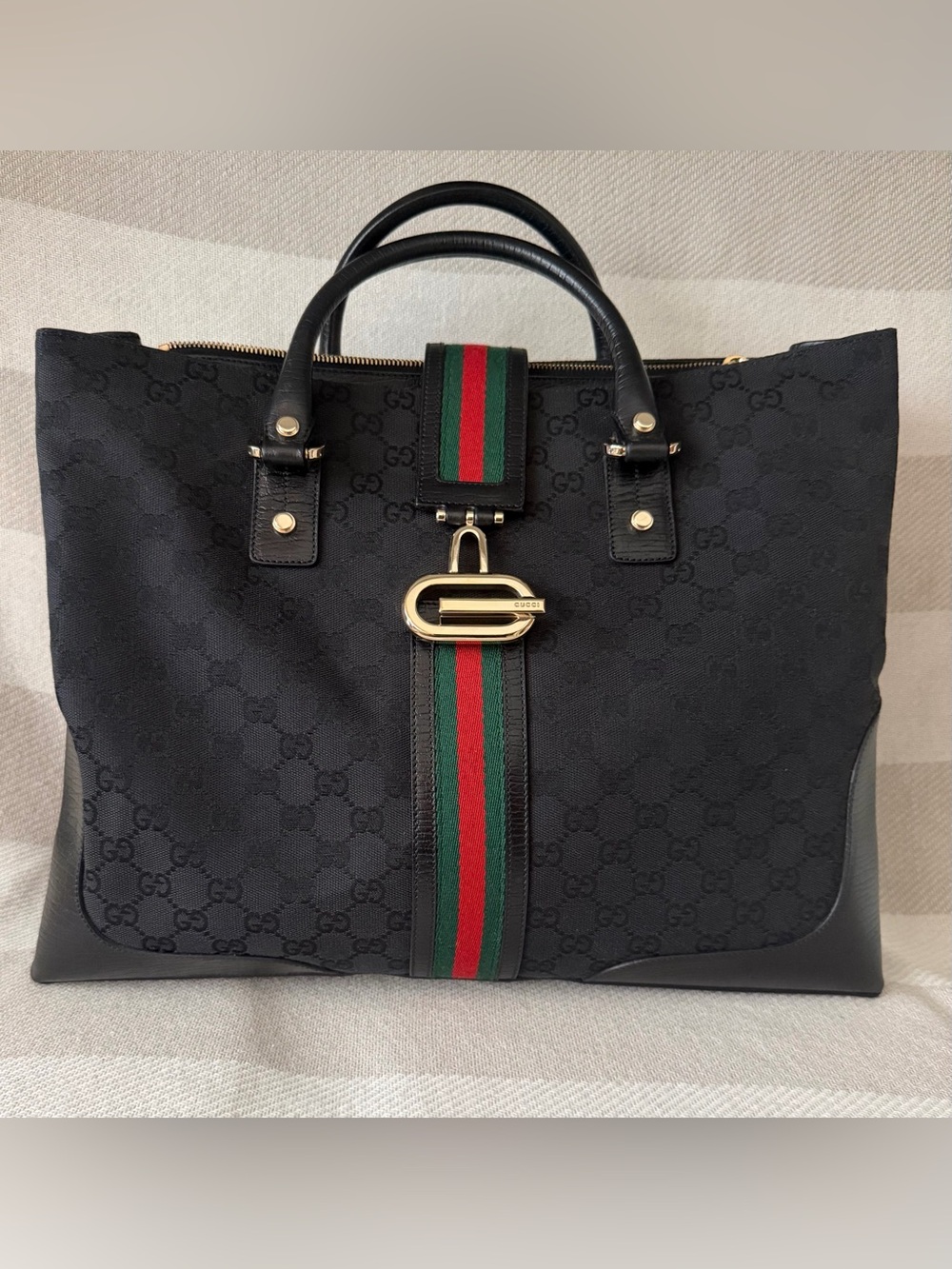 Gucci Vintage GG Canvas Sherry Line Bag